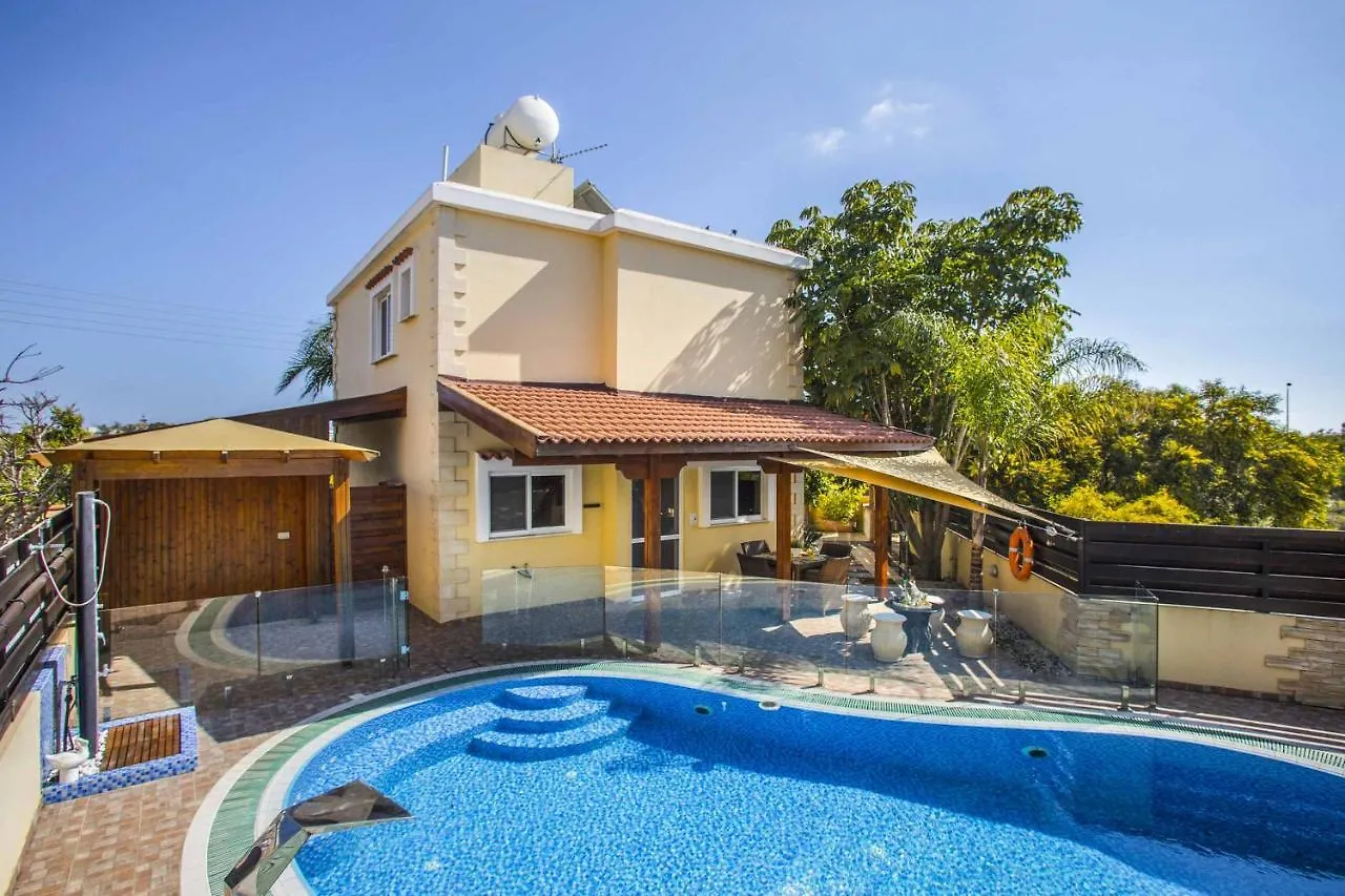 Tropical Beach Villa Ayia Napa